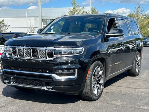 Certified 2023 Jeep Grand Wagoneer L Series III w/ Rear Seat Video Group 1 AWD/4WD image 3