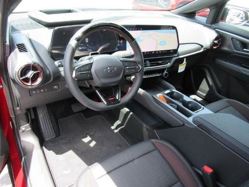 New 2025 Chevrolet Equinox EV RS image 19