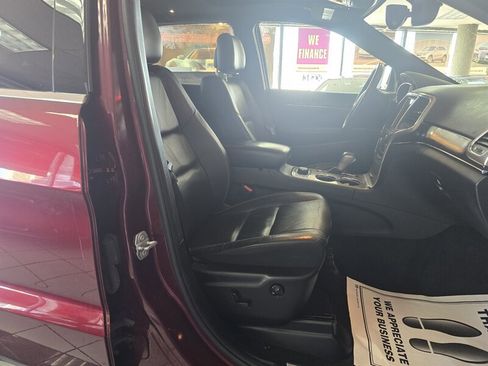 Used 2017 Jeep Grand Cherokee Limited w/ Trailer Tow Group IV image 14