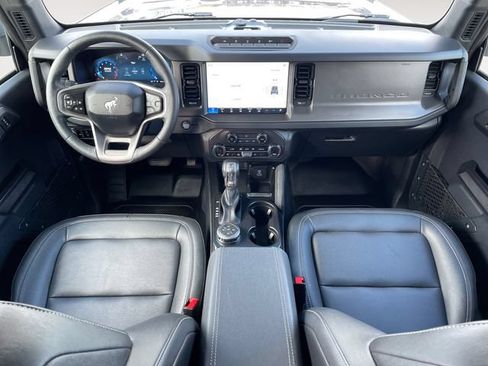 Certified 2025 Ford Bronco Badlands AWD/4WD image 10