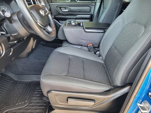 Used 2025 RAM 1500 Tradesman AWD/4WD image 9