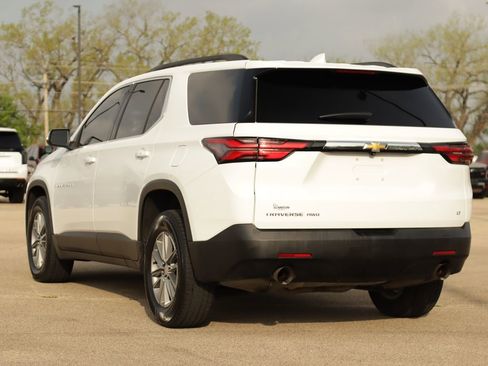 Used 2023 Chevrolet Traverse LT AWD/4WD image 5