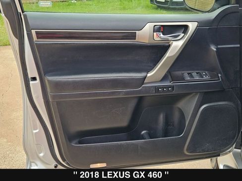 Used 2018 Lexus GX 460 w/ Navigation Package AWD/4WD image 14