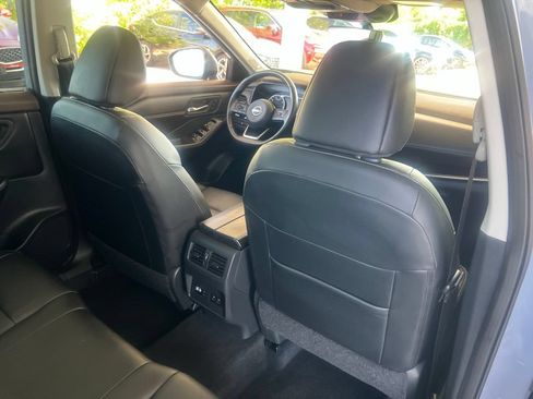Certified 2023 Nissan Rogue SL w/ SL Premium Package AWD/4WD image 17