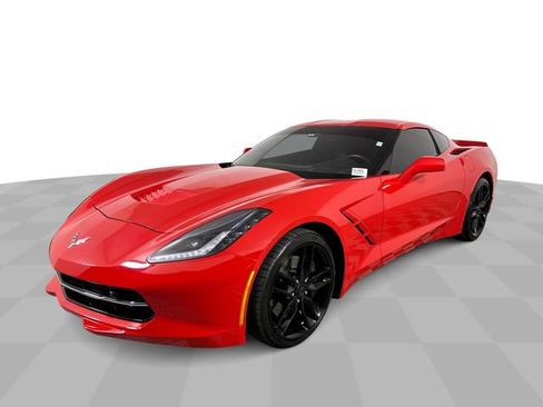 Used 2017 Chevrolet Corvette Stingray Coupe RWD image 4