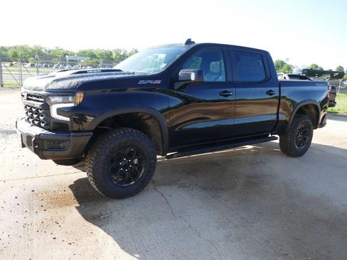 New 2026 Chevrolet Silverado 1500 ZR2 w/ ZR2 Bison Edition AWD/4WD image 10