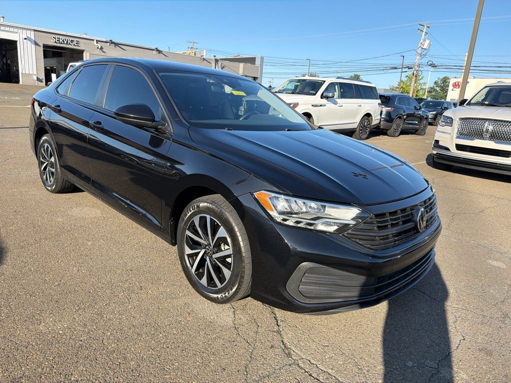 Used 2024 Volkswagen Jetta S FWD image 7