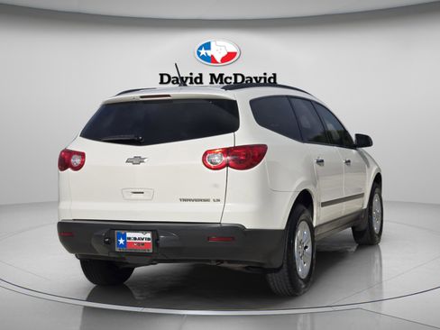 Used 2012 Chevrolet Traverse LS FWD image 6