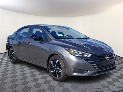 New 2025 Nissan Versa SR w/ Trunk Package