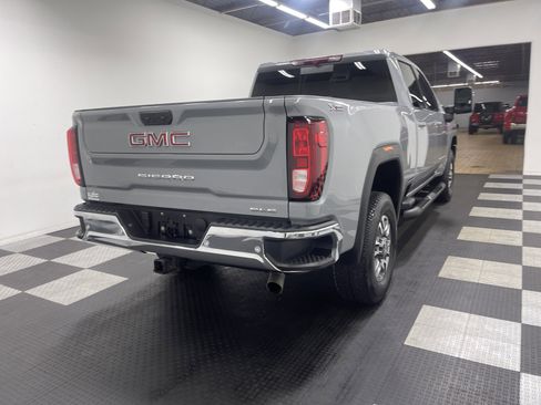 Used 2024 GMC Sierra 2500 SLE w/ SLE Value Package; image 5