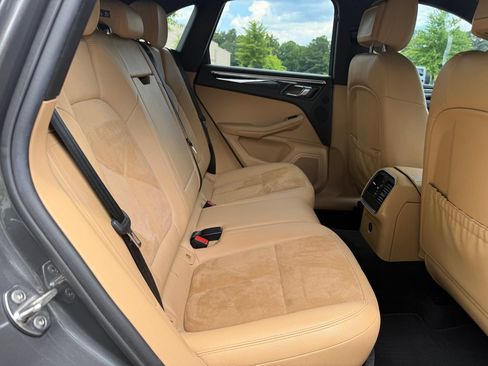 Used 2018 Porsche Macan S AWD/4WD image 38