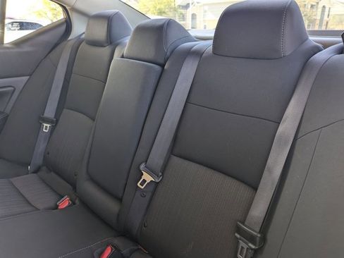 Used 2024 Nissan Altima 2.5 SV image 13