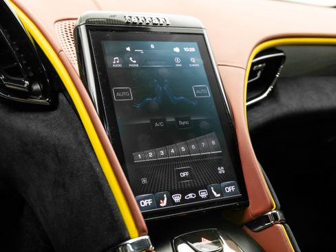 Certified 2022 Ferrari Roma image 29