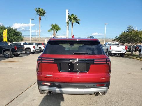 New 2026 Chevrolet Traverse Z71 w/ Enhanced Driving Package AWD/4WD image 6