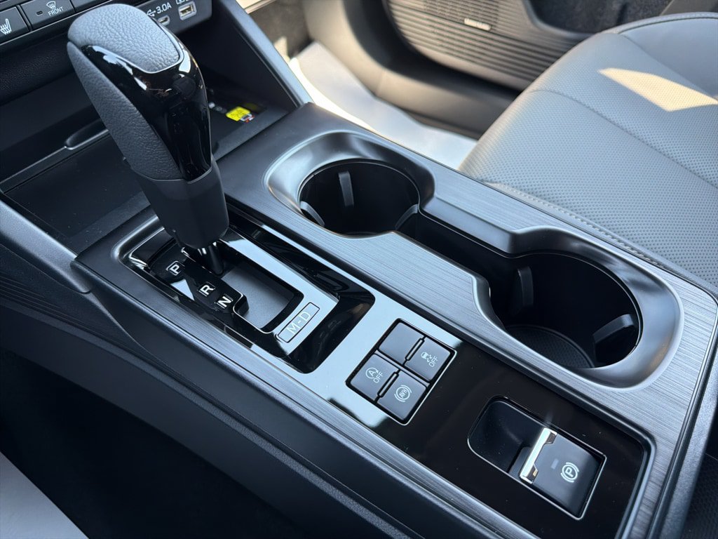 New 2026 Subaru Outback Limited AWD/4WD image 31