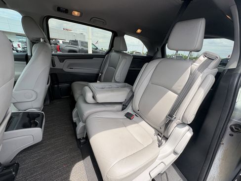 Used 2024 Honda Odyssey EX-L image 6