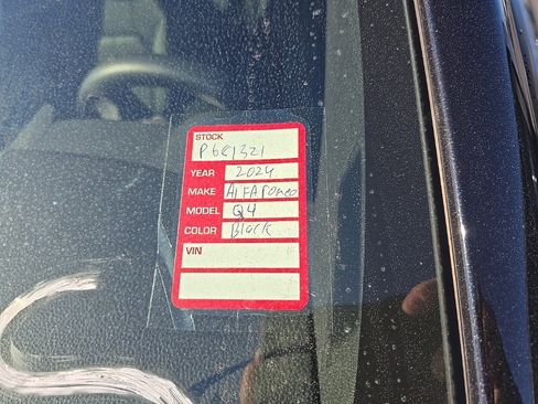 Used 2024 Alfa Romeo Giulia Ti w/ Active Assist Plus Package image 5