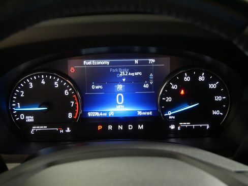 Used 2020 Ford Explorer XLT AWD/4WD image 21