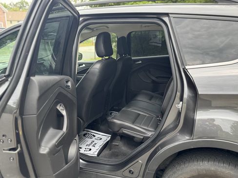 Used 2018 Ford Escape SEL image 9