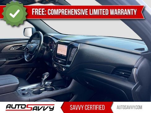 Used 2023 Chevrolet Traverse Premier FWD image 31