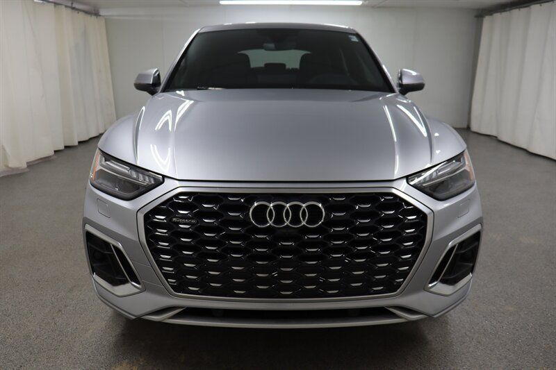 Used 2022 Audi Q5 2.0T Prestige AWD/4WD image 2