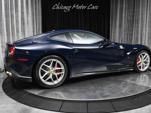 Used 2015 Ferrari F12 Berlinetta RWD image 5