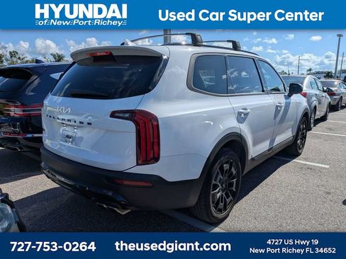 Used 2022 Kia Telluride EX w/ EX Premium Package AWD/4WD image 2