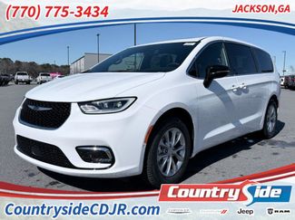 New 2026 Chrysler Pacifica Limited video 1