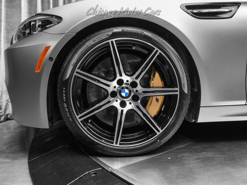 Used 2015 BMW M5 RWD image 52