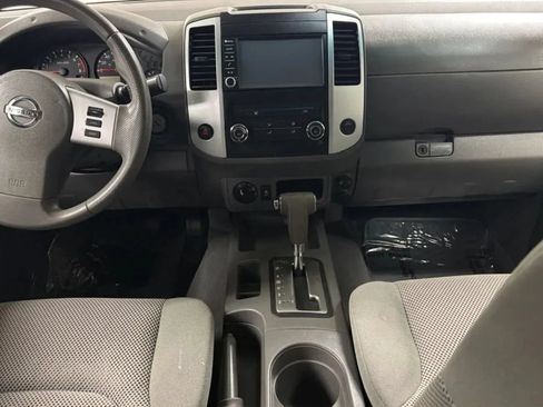 Used 2019 Nissan Frontier SV AWD/4WD image 15