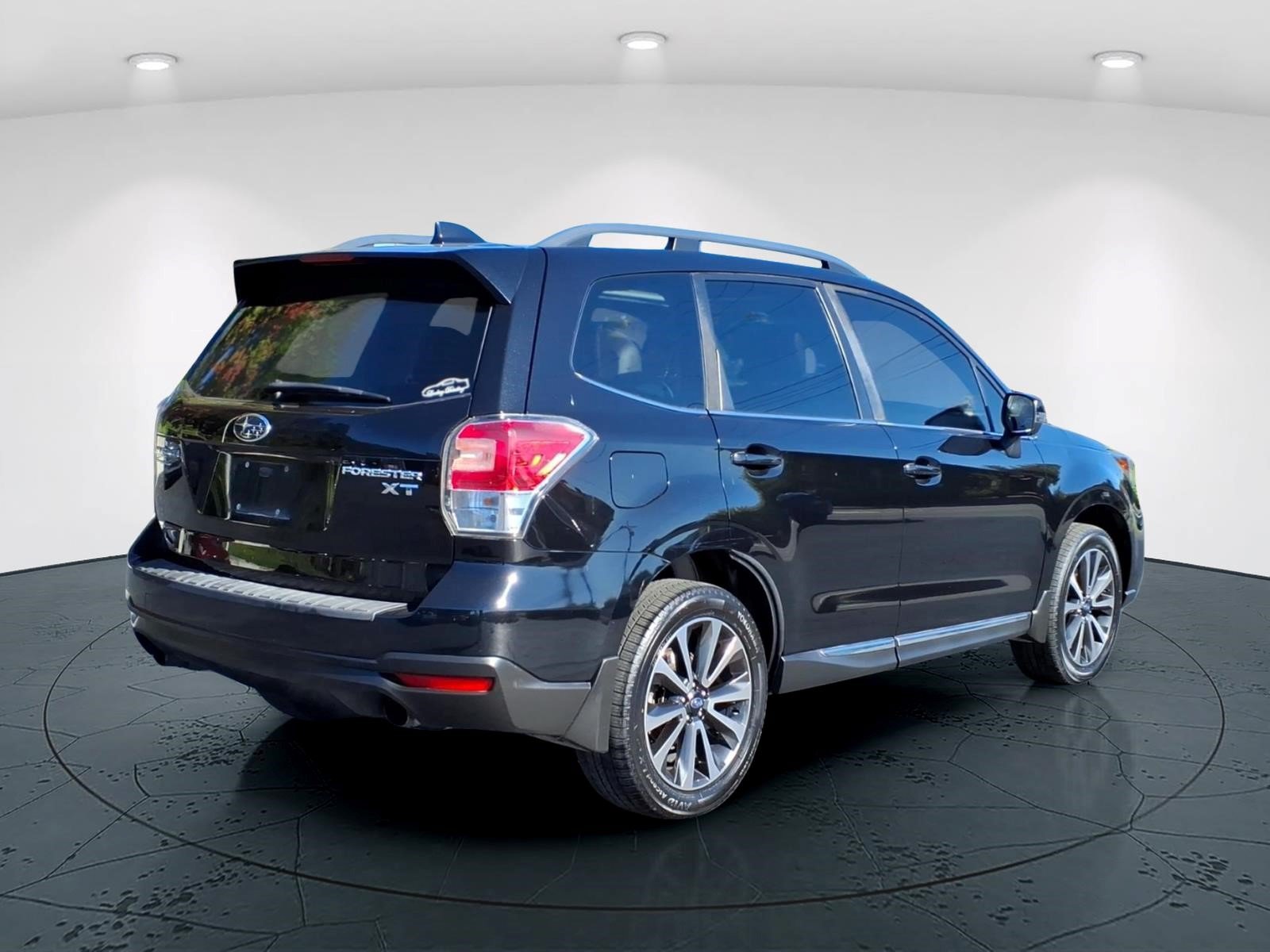 Used 2017 Subaru Forester 2.0XT Touring AWD/4WD image 3