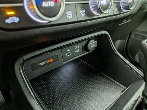 Used 2023 Honda CR-V Sport image 11