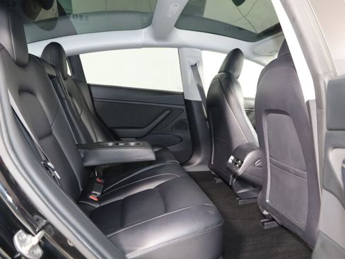 Used 2021 Tesla Model 3 Long Range AWD/4WD image 15