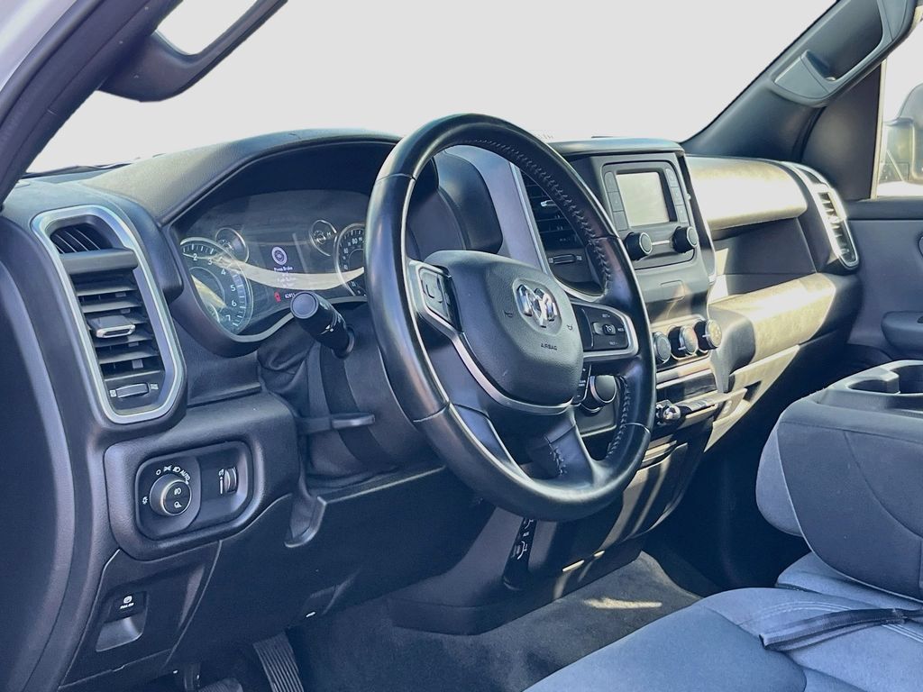 Used 2021 RAM 1500 Big Horn AWD/4WD image 9