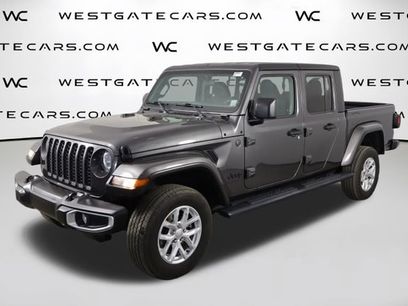 Used 2023 Jeep Gladiator Sport