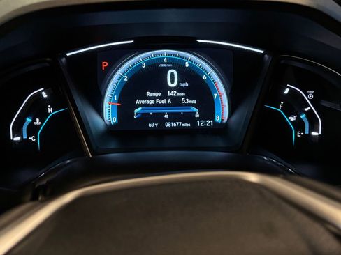 Used 2018 Honda Civic EX-L image 10