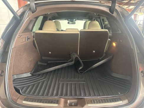 Used 2019 INFINITI QX50 Essential AWD/4WD image 19