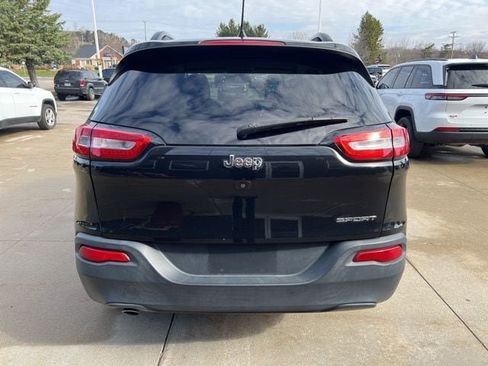 Certified 2016 Jeep Cherokee Sport FWD image 5