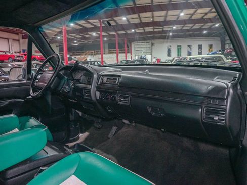 Used 1995 Ford Bronco XLT AWD/4WD image 37