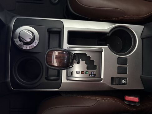 Certified 2024 Toyota 4Runner Limited AWD/4WD image 19