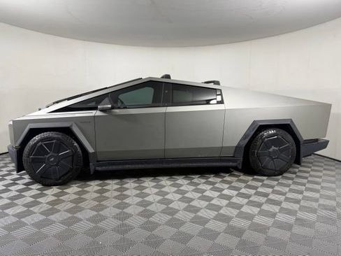 Used 2024 Tesla Cybertruck Cyberbeast AWD/4WD image 3