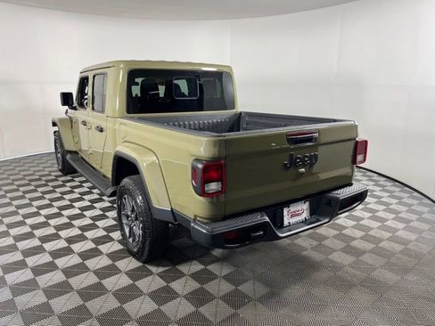 Used 2026 Jeep Gladiator Sport AWD/4WD image 5