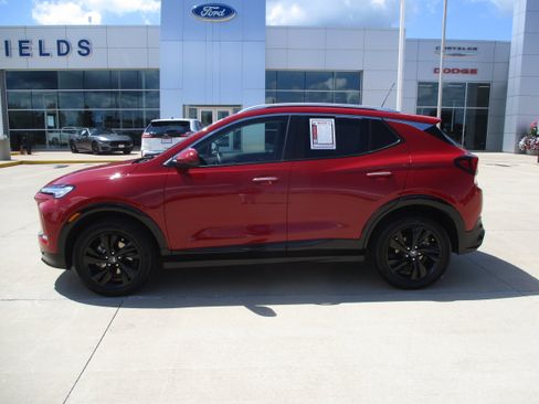 Used 2026 Buick Encore GX Sport Touring w/ Advanced Technology Package AWD/4WD image 3