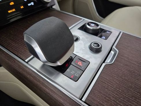 Certified 2023 Land Rover Range Rover SE AWD/4WD image 23