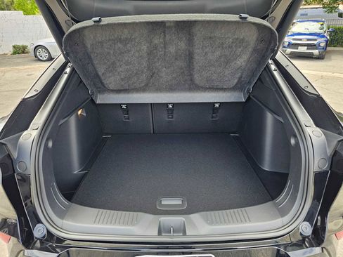 New 2026 Buick Envista Avenir FWD image 14