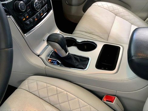 Used 2019 Jeep Grand Cherokee Summit image 17