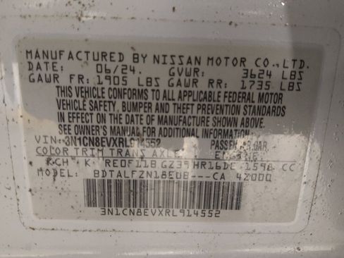 Used 2024 Nissan Versa SV w/ Trunk Package FWD image 33