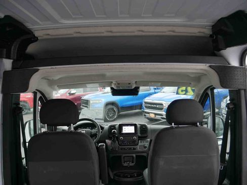 Used 2025 RAM ProMaster 2500 w/ Convenience Group image 16