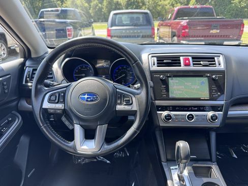Used 2015 Subaru Outback 2.5i Limited AWD/4WD image 19