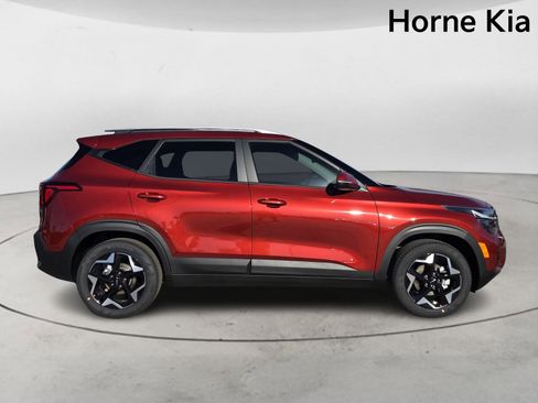 New 2026 Kia Seltos S image 3